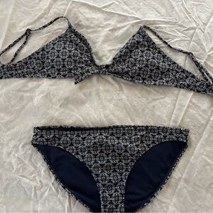 GAP bikini (size medium)
